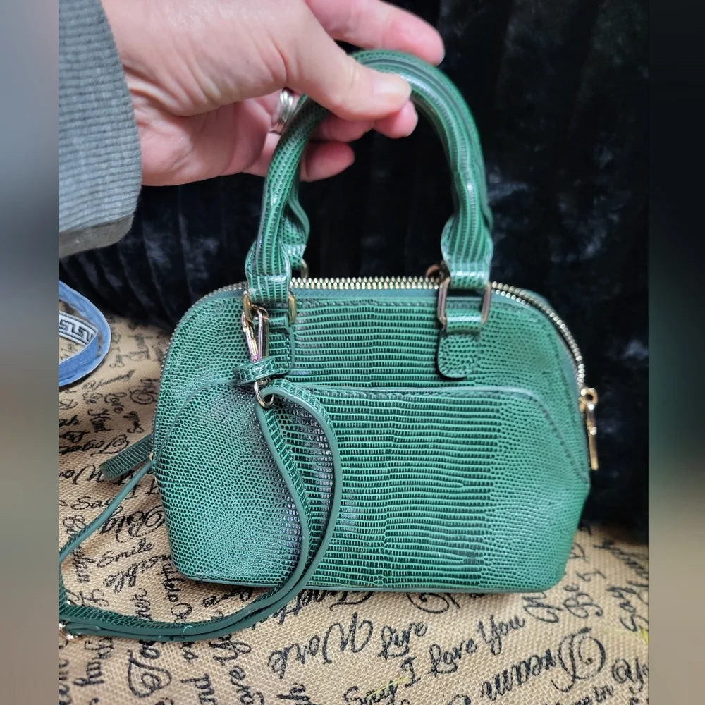 Madison west faux  snakeskin crossbody bag-green - Picture 10 of 11